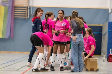 Bild 54 - C-Juniorinnen 3 Loewinnen Cup